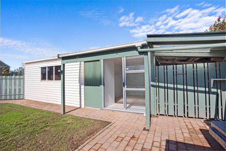 Photo of property in 28 Kowhai Street, Tuakau, 2121