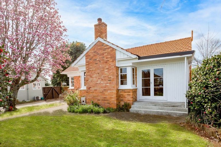 Photo of property in 10 Marire Avenue, Frankton, Hamilton, 3204