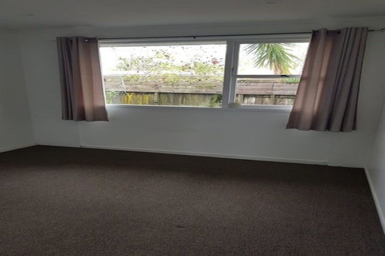 Photo of property in 3/15 Glengarry Road, Glen Eden, Auckland, 0602