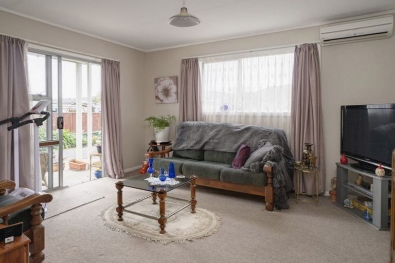 Photo of property in 10 Cornwall Place, Stoke, Nelson, 7011