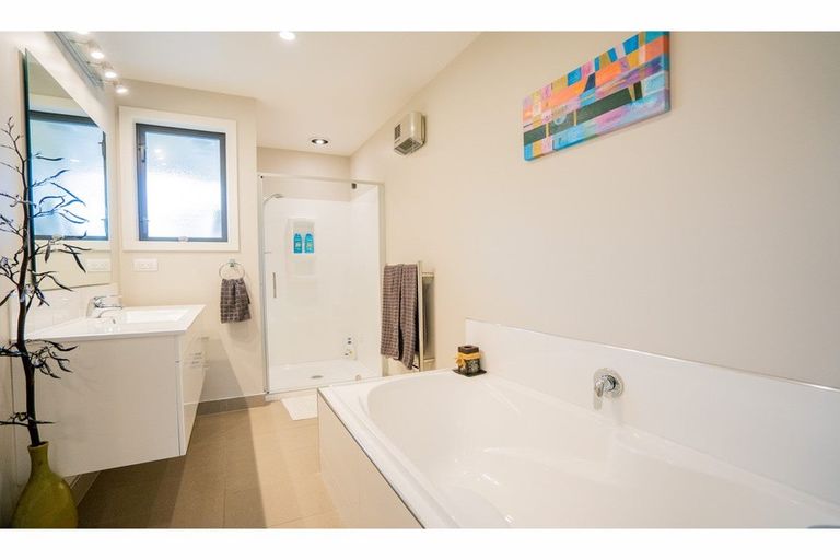 Photo of property in 11 George Street, Windsor, Invercargill, 9810