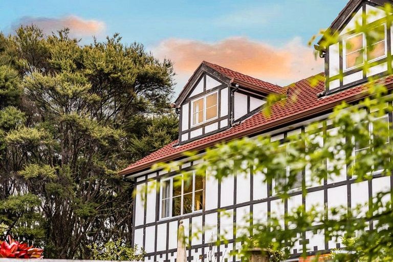 Photo of property in 233 Paremoremo Road, Lucas Heights, Auckland, 0632