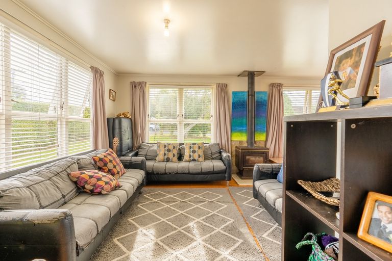 Photo of property in 73 Arimu Road, Papakura, 2110