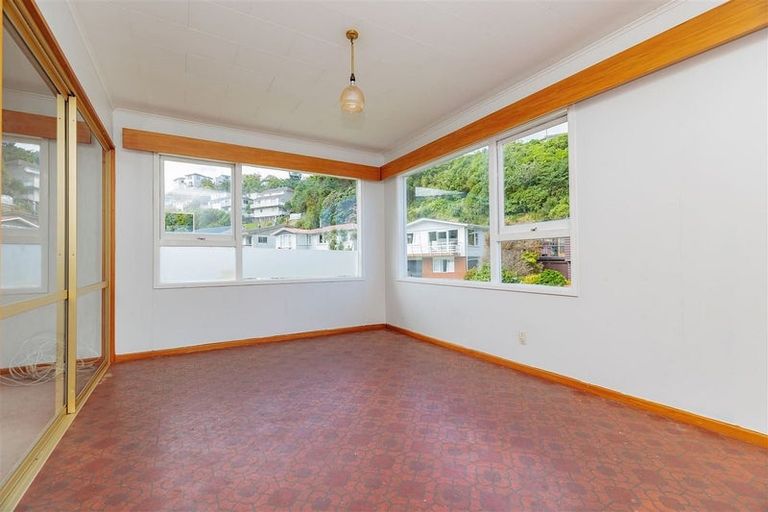 Photo of property in 15 Cortina Avenue, Johnsonville, Wellington, 6037