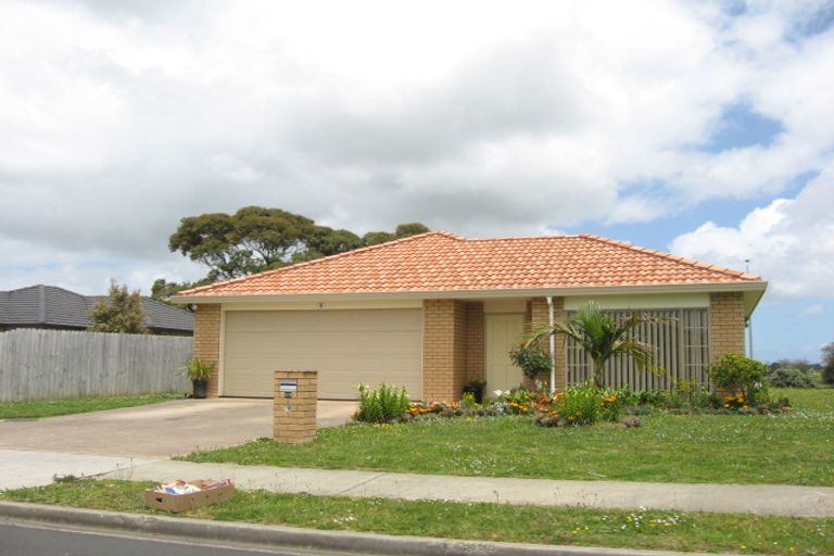 Photo of property in 33 Morewa Place, Takanini, 2112