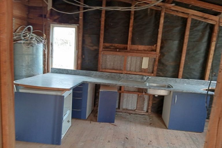 Photo of property in 1161 Clifden Highway, Rowallan, Tuatapere, 9691