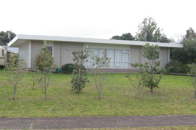 Photo of property in 12 Pleasant Place, Pauanui, Hikuai, 3579