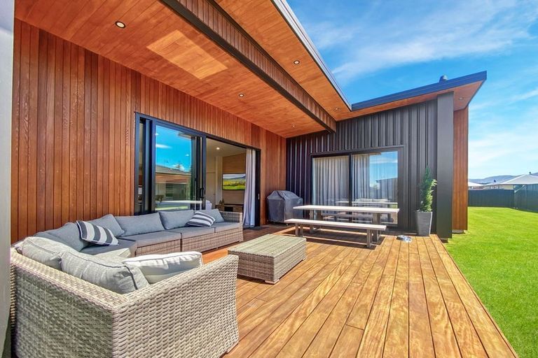 Photo of property in 3 Grandvue Drive, Twizel, 7901