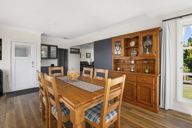 Photo of property in 204 Tiro Tiro Road, Levin, 5510