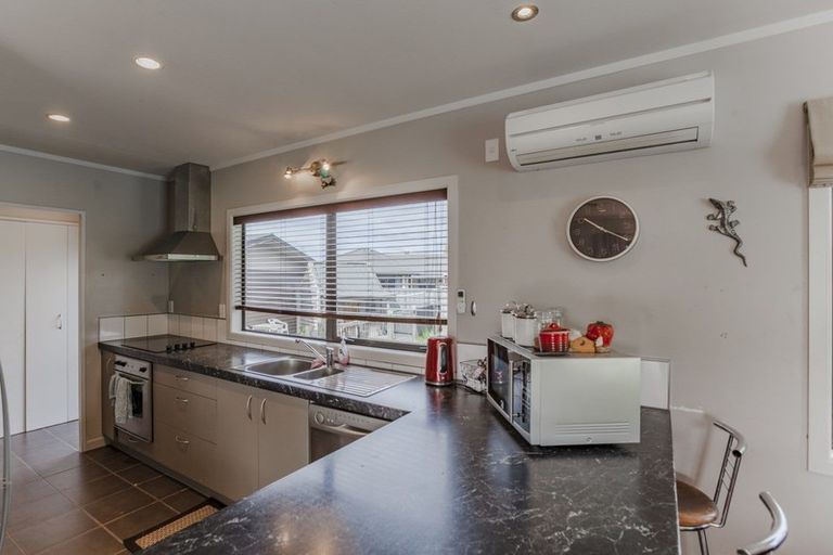 Photo of property in 6 Rochfort Street, Otane, 4202