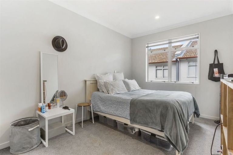 Photo of property in 2/44 Carlos Drive, Flat Bush, Auckland, 2016