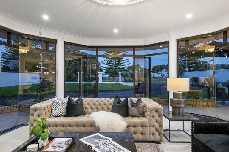 Photo of property in 236 Hibiscus Coast Highway, Orewa, 0931