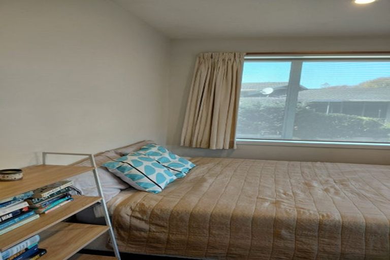 Photo of property in 226 Memorial Avenue, Burnside, Christchurch, 8053