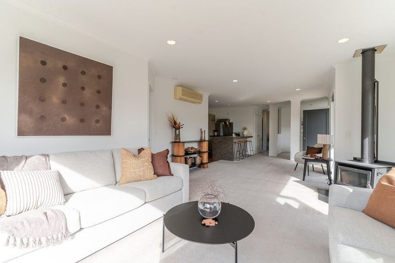 Photo of property in 23 Charles Street, Carterton, 5713