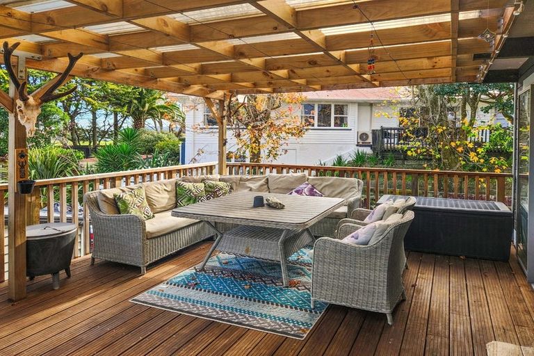 Photo of property in 88 Martin Road, Paraparaumu Beach, Paraparaumu, 5032