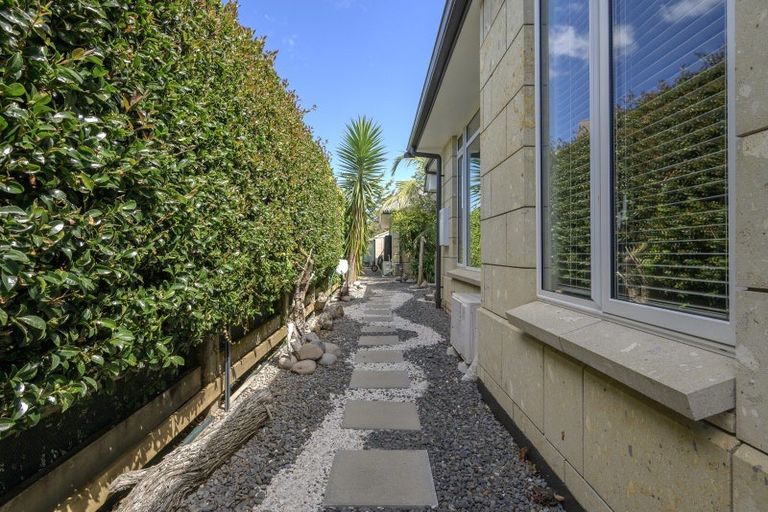Photo of property in 18 Jarrah Park Drive, Pyes Pa, Tauranga, 3112