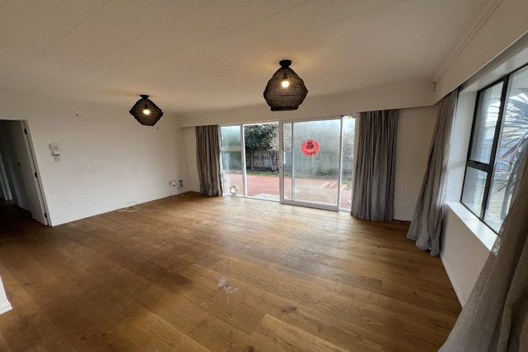 Photo of property in 11a Toi Street, Otaki Beach, Otaki, 5512