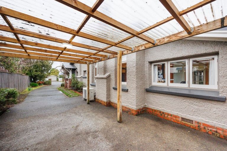Photo of property in 67 Rangitane Street, Palmerston North, 4414