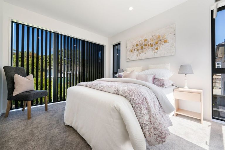 Photo of property in 73d Salamanca Road, Sunnynook, Auckland, 0620