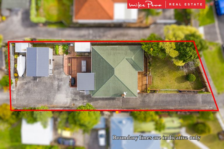 Photo of property in 2/18 Glengarry Road, Glen Eden, Auckland, 0602