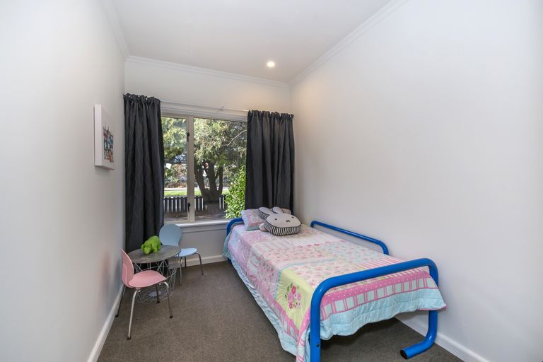 Photo of property in 250 Opawa Road, Hillsborough, Christchurch, 8022