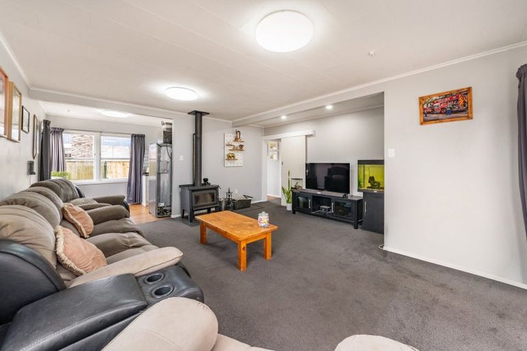 Photo of property in 39 Mountbatten Grove, Clouston Park, Upper Hutt, 5018