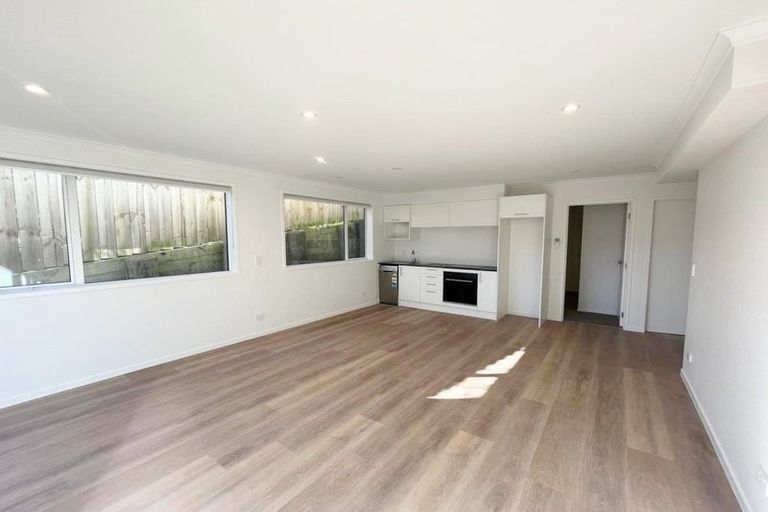 Photo of property in 37 Merriefield Avenue, Forrest Hill, Auckland, 0620
