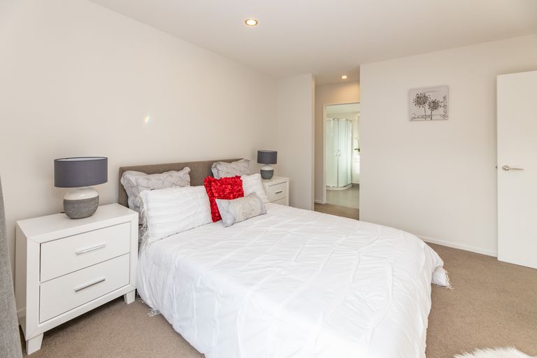 Photo of property in 8 Park Lane, Rolleston, 7614