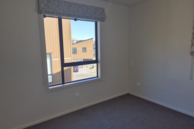 Photo of property in 44 Astelia Way, Woodridge, Wellington, 6037