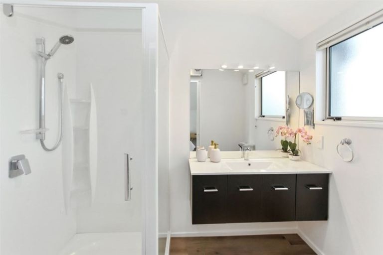 Photo of property in 6 Mathias Street, St Albans, Christchurch, 8052