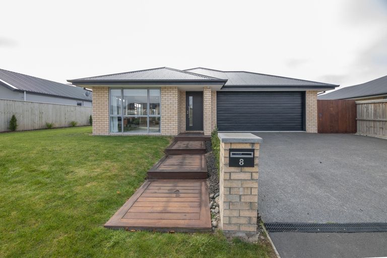 Photo of property in 8 Park Lane, Rolleston, 7614