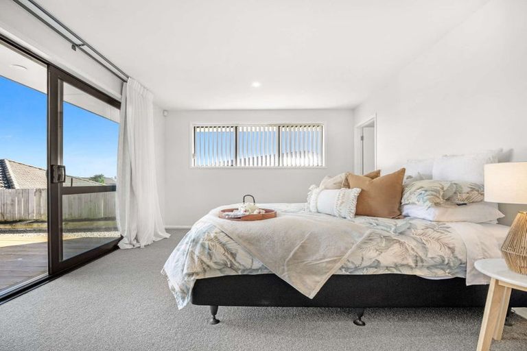 Photo of property in 8 Evan Tasman Lane, Waiuku, 2123