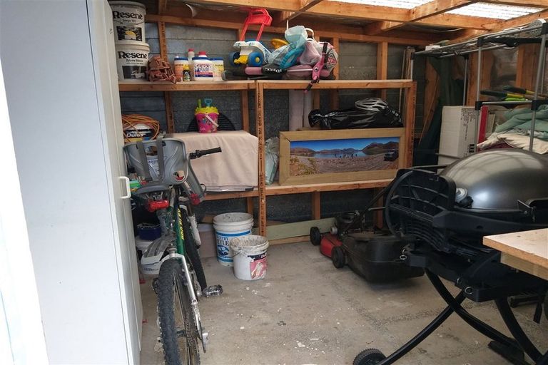 Photo of property in 30 Gamblins Road, Saint Martins, Christchurch, 8022