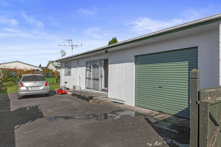 Photo of property in 33b Kawaha Point Road, Fairy Springs, Rotorua, 3015