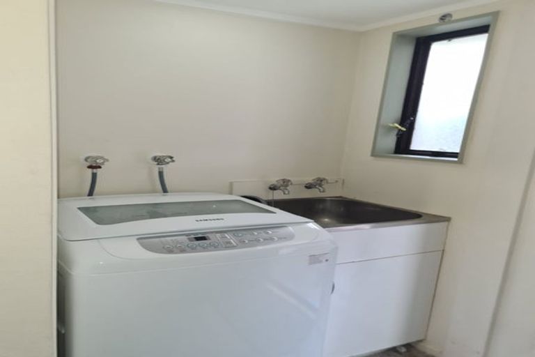 Photo of property in 12u4 Vallance Street, Kilbirnie, Wellington, 6022