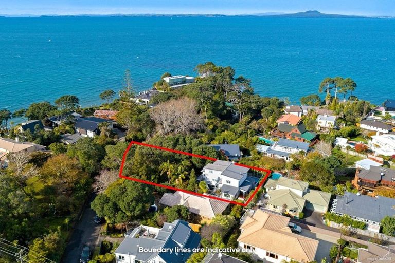 Photo of property in 63 Cliff Road, Torbay, Auckland, 0630