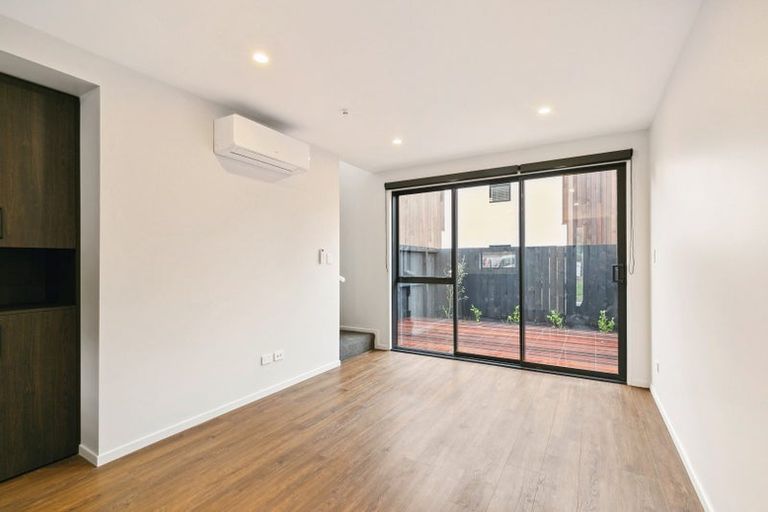 Photo of property in 8/28 Raukawa Street, Stokes Valley, Lower Hutt, 5019