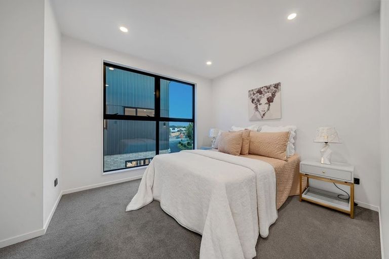 Photo of property in 7a Sirius Place, Botany Downs, Auckland, 2010