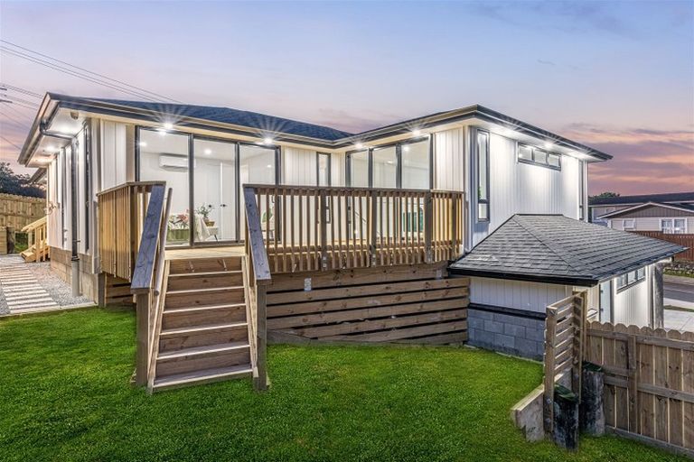 Photo of property in 1 Shibata Rise, Ranui, Auckland, 0612