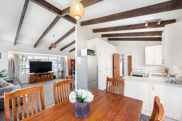 Photo of property in 29 Brightwater Crescent, Totara Park, Upper Hutt, 5018