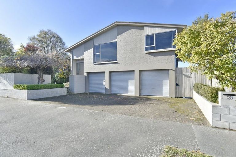 Photo of property in 28 Yellowstone Crescent, Burwood, Christchurch, 8083