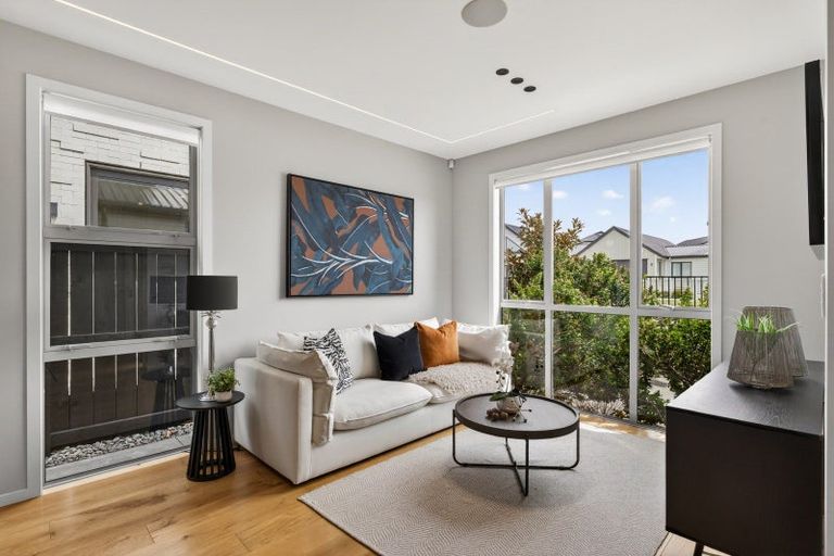 Photo of property in 20a Scott Road, Hobsonville, Auckland, 0616