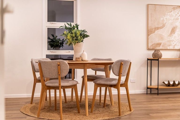 Photo of property in 70c Heretaunga Square, Silverstream, Upper Hutt, 5019