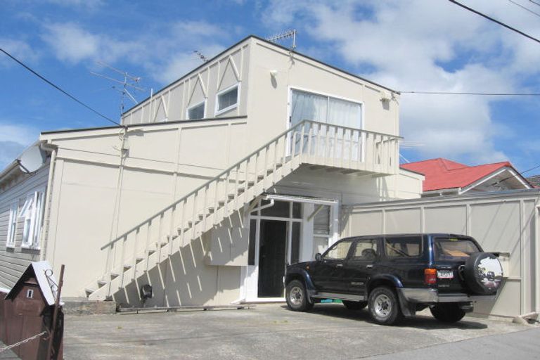 Photo of property in 3 Overtoun Terrace, Hataitai, Wellington, 6021