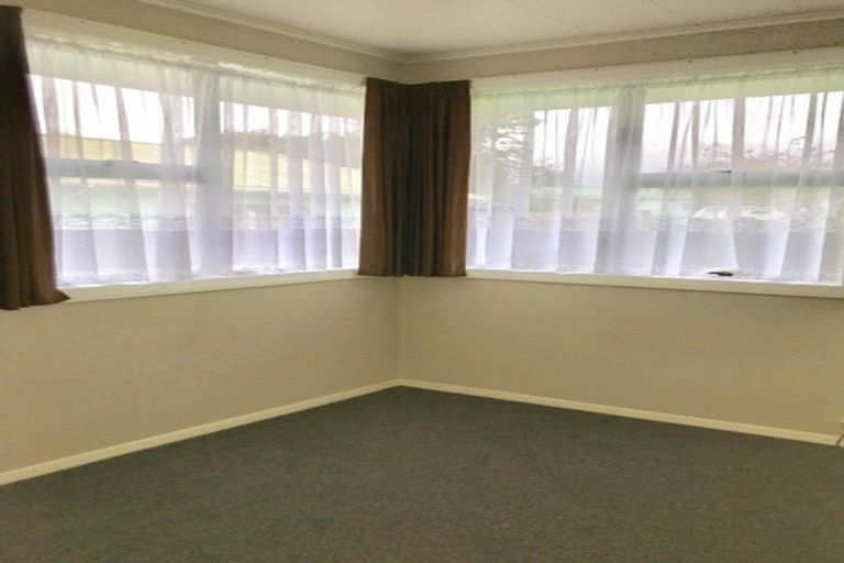 Photo of property in 182 Cambridge Street, Levin, 5510