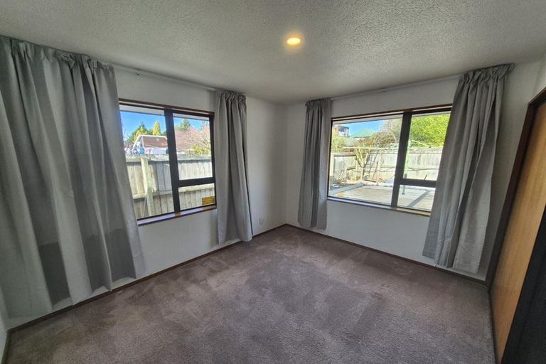 Photo of property in 58 Prestons Road, Redwood, Christchurch, 8051