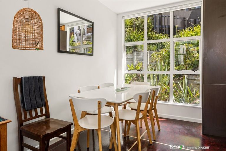 Photo of property in 306u3 Evans Bay Parade, Hataitai, Wellington, 6021