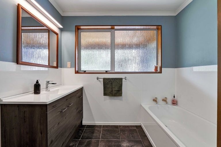 Photo of property in 382 Brookes Road, Cardiff, Stratford, 4391