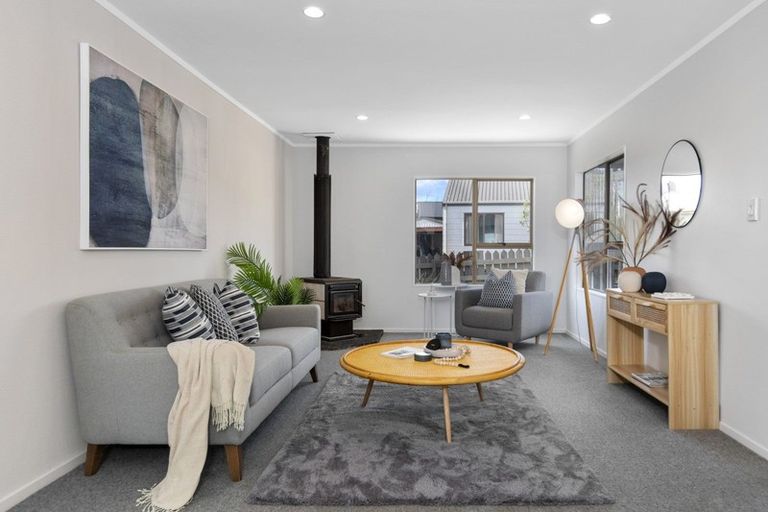 Photo of property in 51 Lagoon Place, Poike, Tauranga, 3112