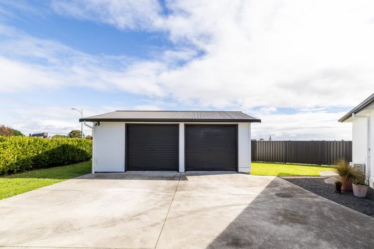 Photo of property in 73 Brookvale Road, Havelock North, 4130